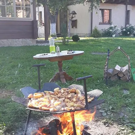 у тарнавских Микуличин